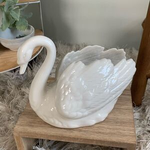 Goebel Swan 57 303 11 Small Vintage Cream Swan Planter Vase Figurine W. Germany